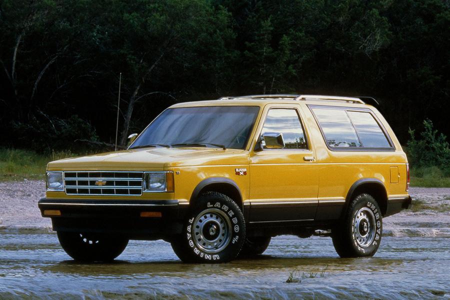  Chevrolet S-10 Blazer 3-Door 1983 года  (фото 1 из 14)
